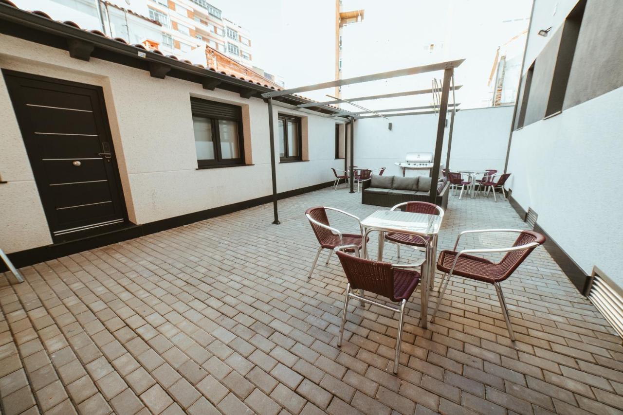 Apartamentos Mk77 Leon - Palomera Экстерьер фото